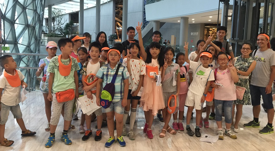 ��������ͯ���Ϻ��С��ҡ��ĸ���